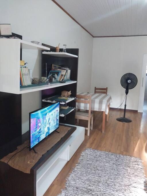 Casa 2 Cantina Florencio Sao Pedro Da Serra * Nova Friburgo